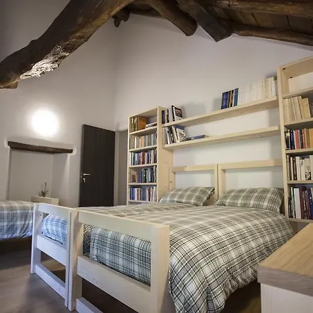 Bibliosteria Ca Berizzi Han/Misafirhane Galbiate